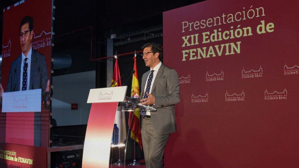 Caballero Presenta El Primer Fenavin De La Historia Con Todos