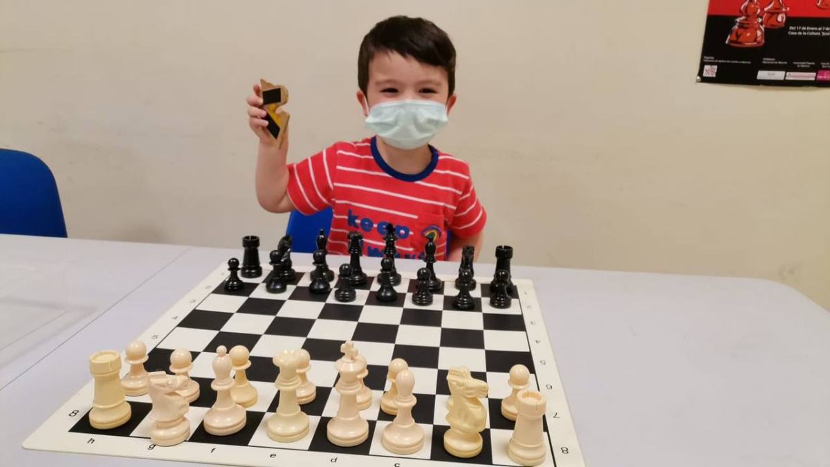 El ajedrez es un deporte mental. ¡Demuestra tu destreza