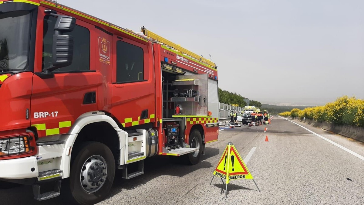 Operativo de rescate del conductor accidentado en Jábaga, Cuenca. AYUNTAMIENTO 07/6/2024